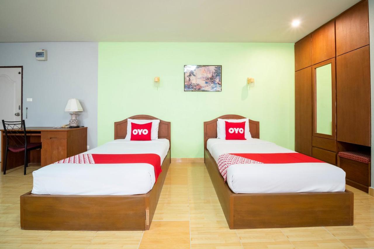 Oyo 663 Green Beach Room Патая Екстериор снимка