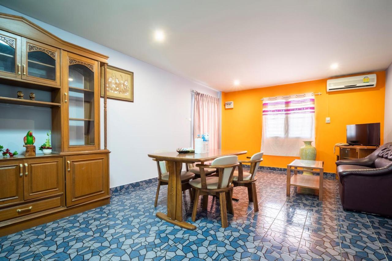 Oyo 663 Green Beach Room Патая Екстериор снимка