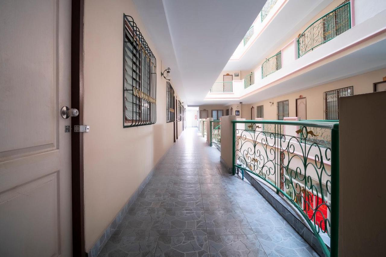 Oyo 663 Green Beach Room Патая Екстериор снимка