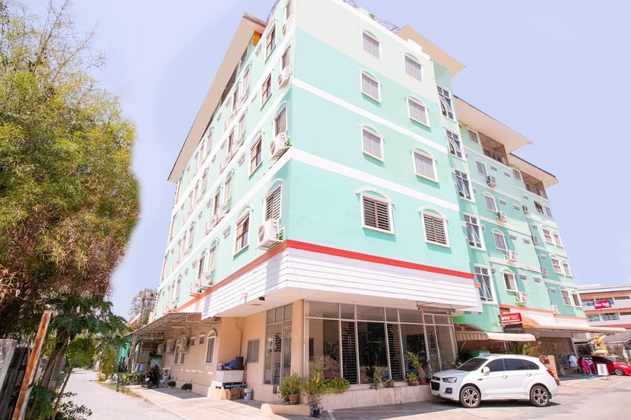 Oyo 663 Green Beach Room Патая Екстериор снимка