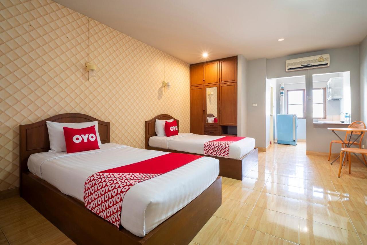 Oyo 663 Green Beach Room Патая Екстериор снимка