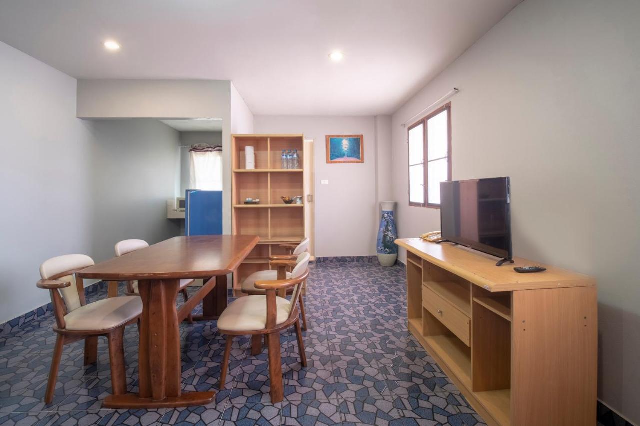 Oyo 663 Green Beach Room Патая Екстериор снимка