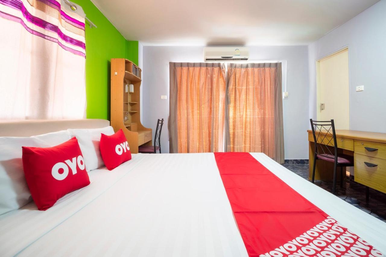 Oyo 663 Green Beach Room Патая Екстериор снимка