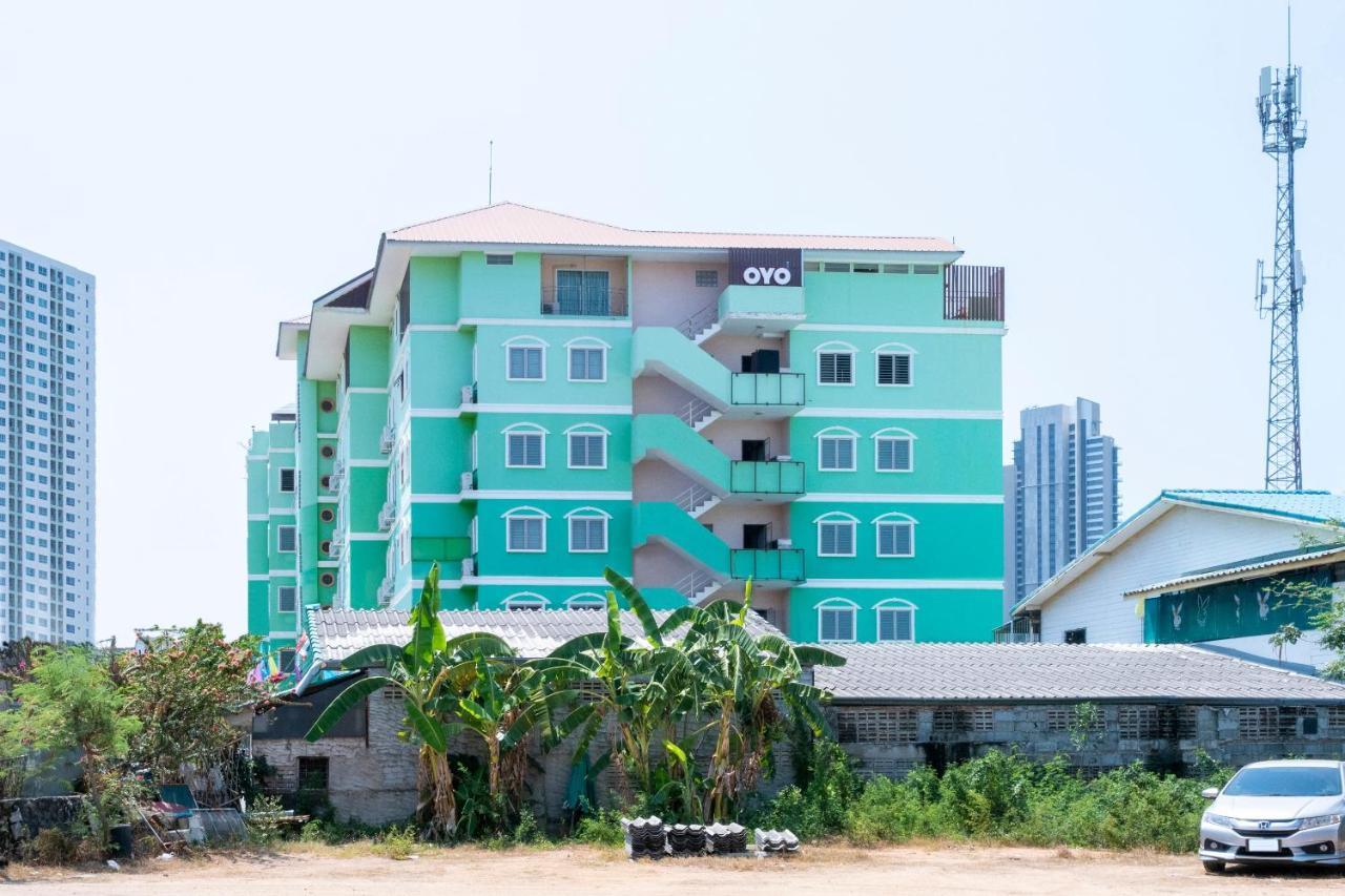 Oyo 663 Green Beach Room Патая Екстериор снимка