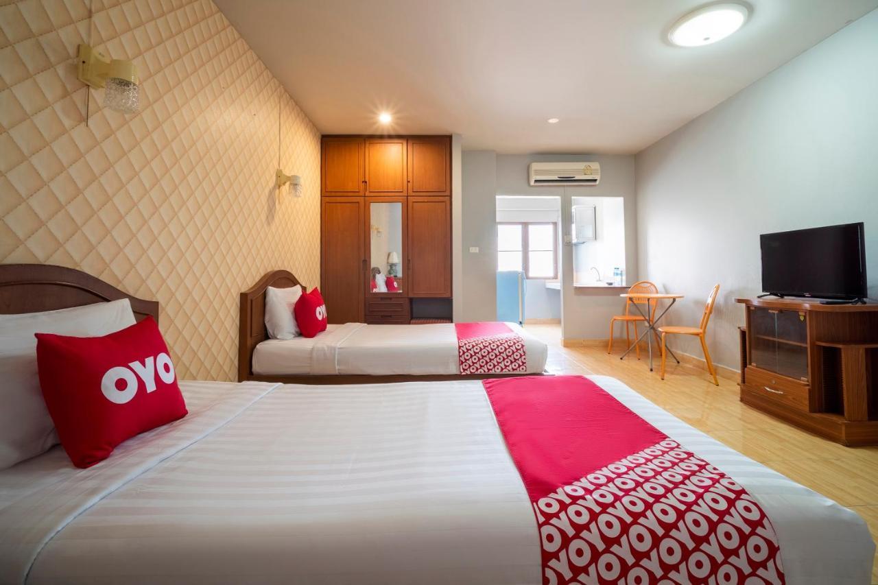 Oyo 663 Green Beach Room Патая Екстериор снимка